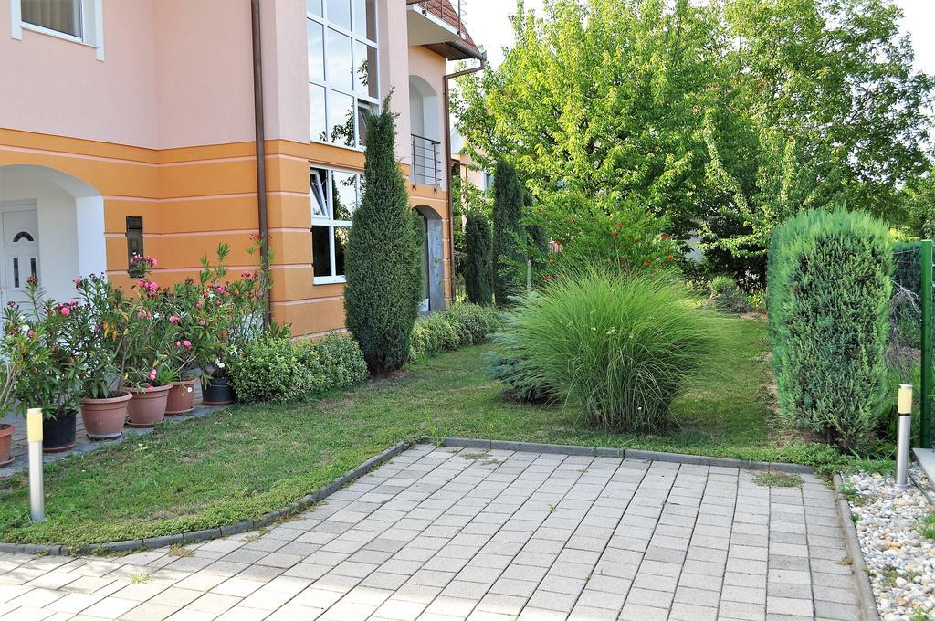 Katalin Apartmanhaz Залакарош Экстерьер фото